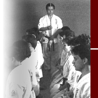 Kaicho leading students in meditation